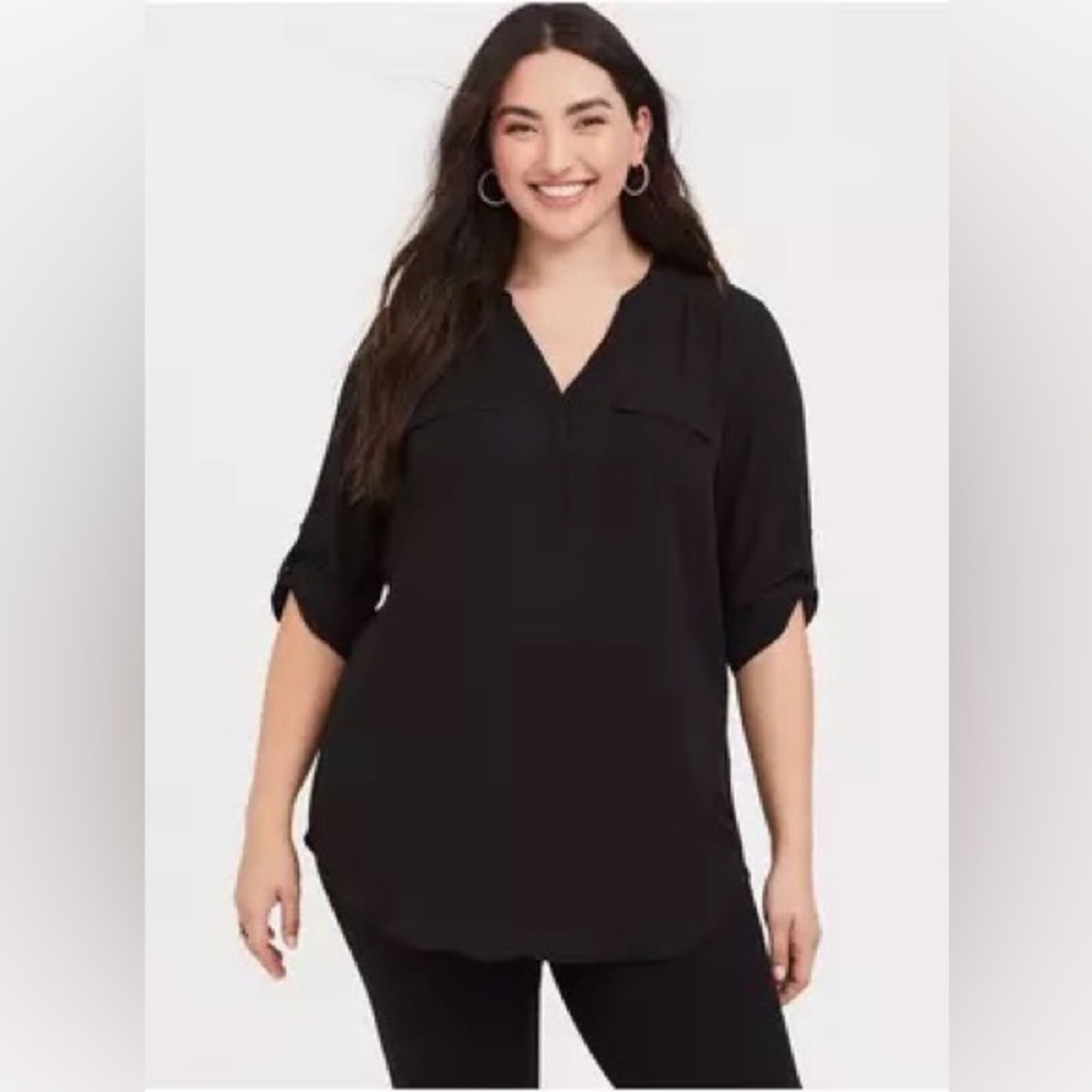 TORRID Blouse Black 2-Pocket Pullover, Tab Sleeves NEW Whimsigoth Goth Femine